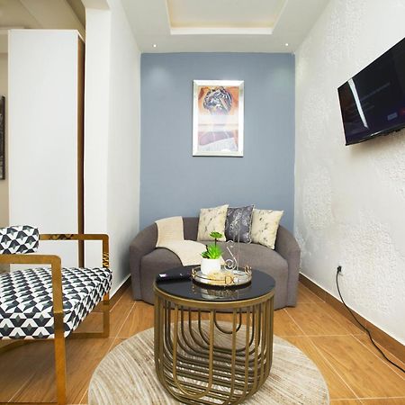 Residence Le Sommet - Chambre Blanche Douala Eksteriør billede